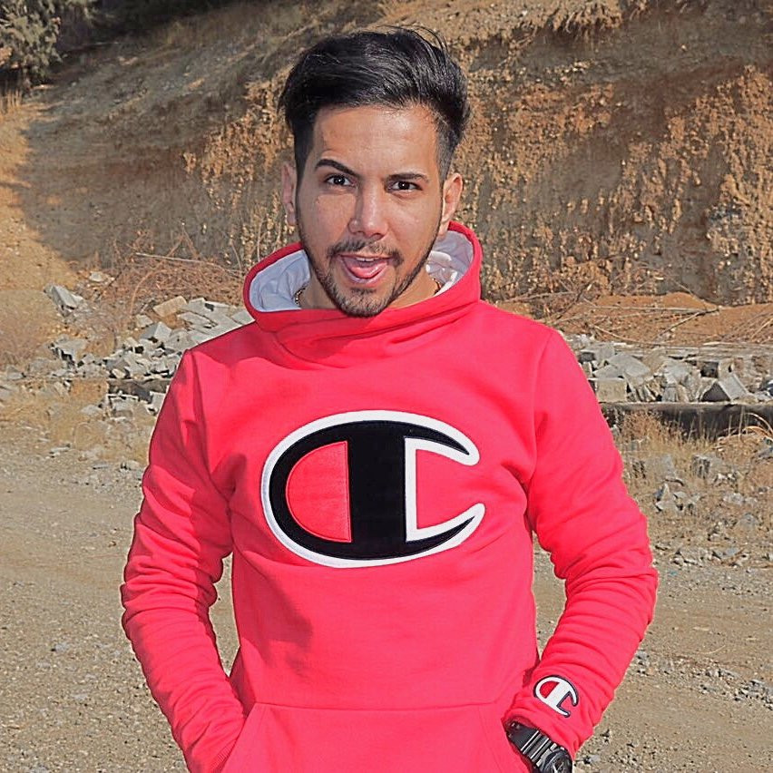 وحید دهقان