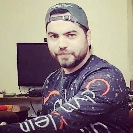 مانی طهماسبی