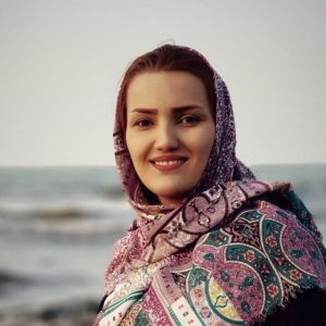 لیلا خطیری