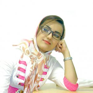 لیلا خطیری